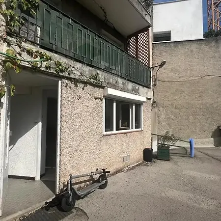 Rochereau Climatise - Metro - Gare - Wifi Apartment *