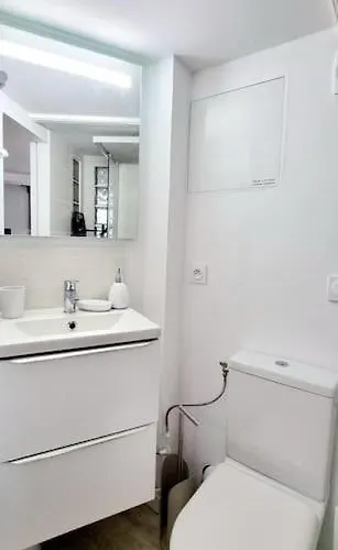 Apartamento Rochereau Climatise - Metro - Gare - Wifi